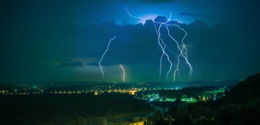 Już najbliższej nocy czeka nas pogodowy armagedon. Wydano ostrzeżenia pierwszego stopnia