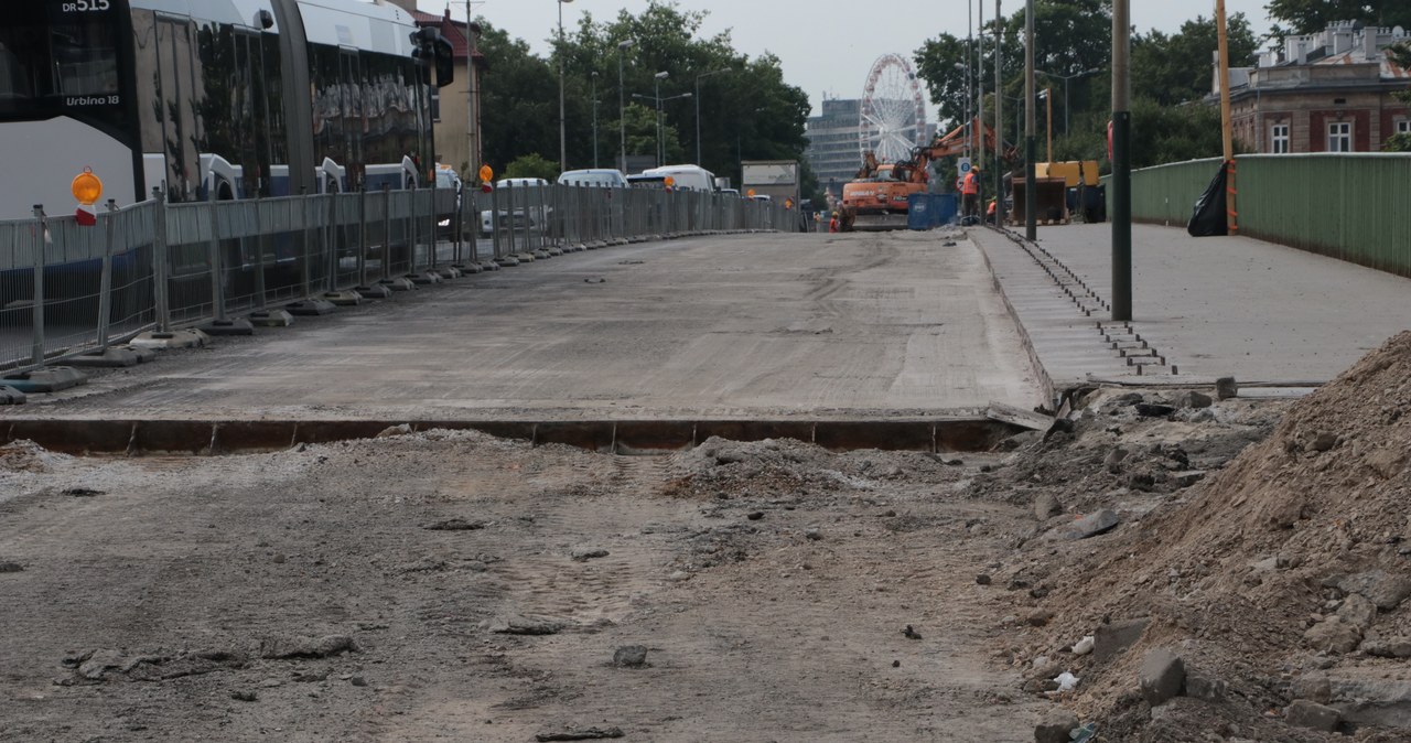 ​Remont mostu Dębnickiego. Pierwszy etap zakończy się dzień później