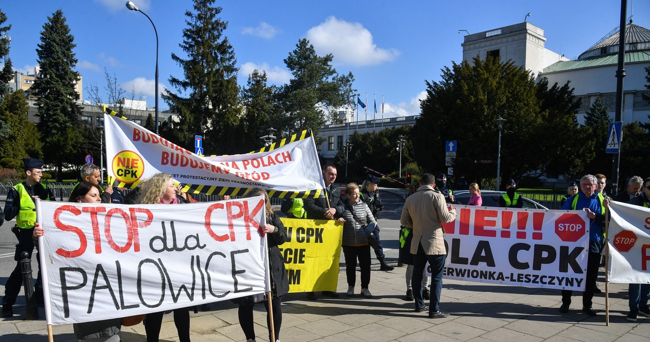 Nie dla Kolei Dużych Prędkości! Mieszkańcy Śląska wyszli na ulice