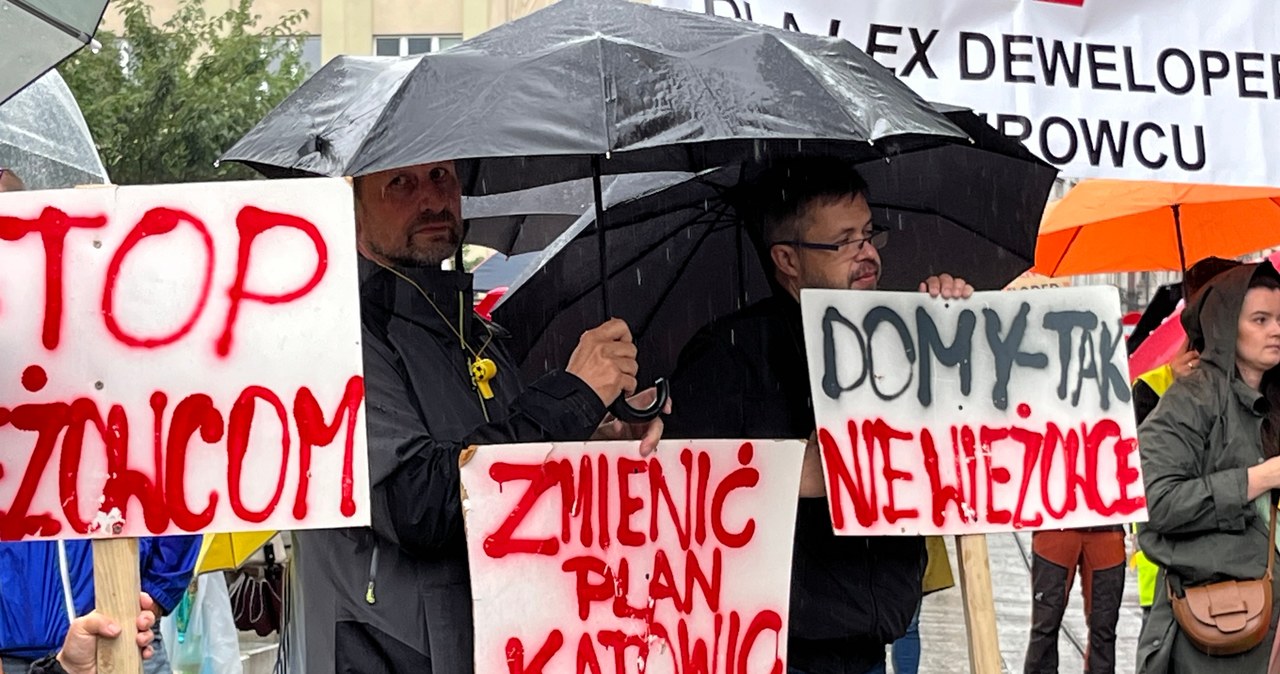 „Stop wieżowcom”. Protest na katowickim rynku