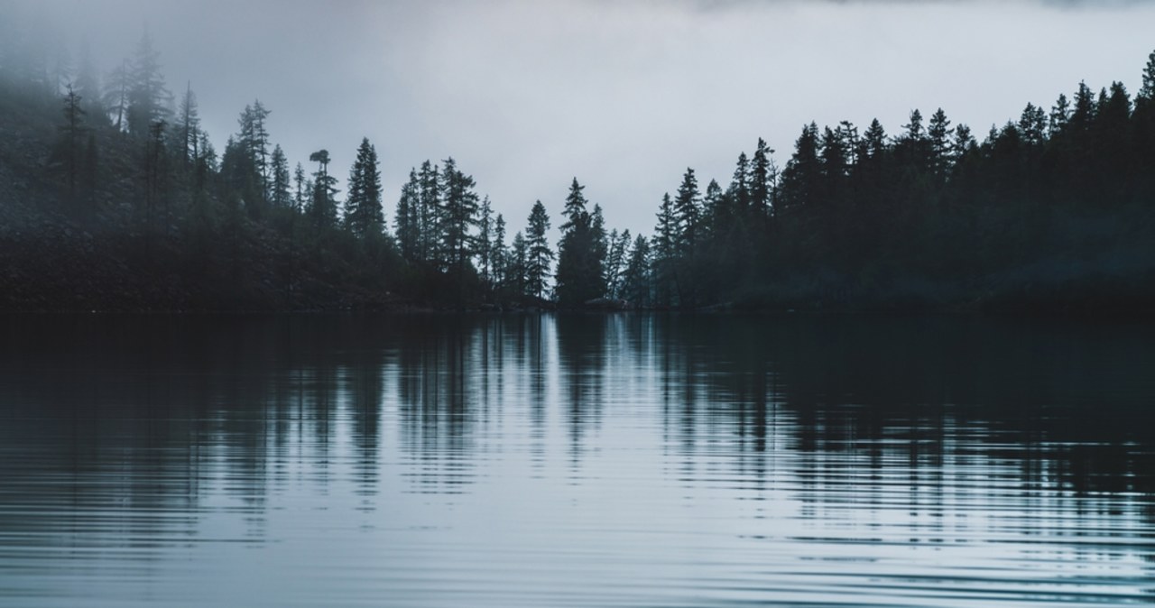 Tragedia na jeziorze Stężyckim. Nie żyje 46-letni wędkarz