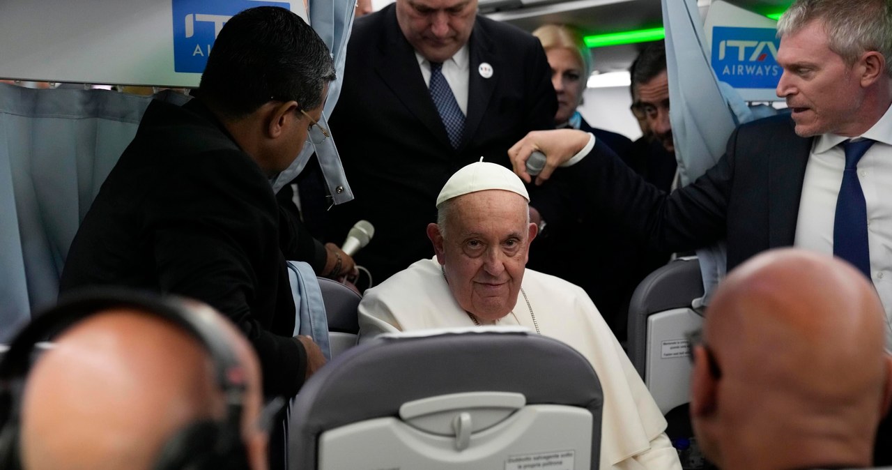 Papież uderzył w Polskę? Watykan komentuje wypowiedź Franciszka