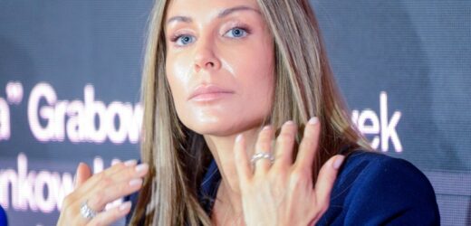 Małgorzata Rozenek-Majdan w ultramodnym, odmładzającym płaszczu. Ten fason i kolor to hit jesieni
