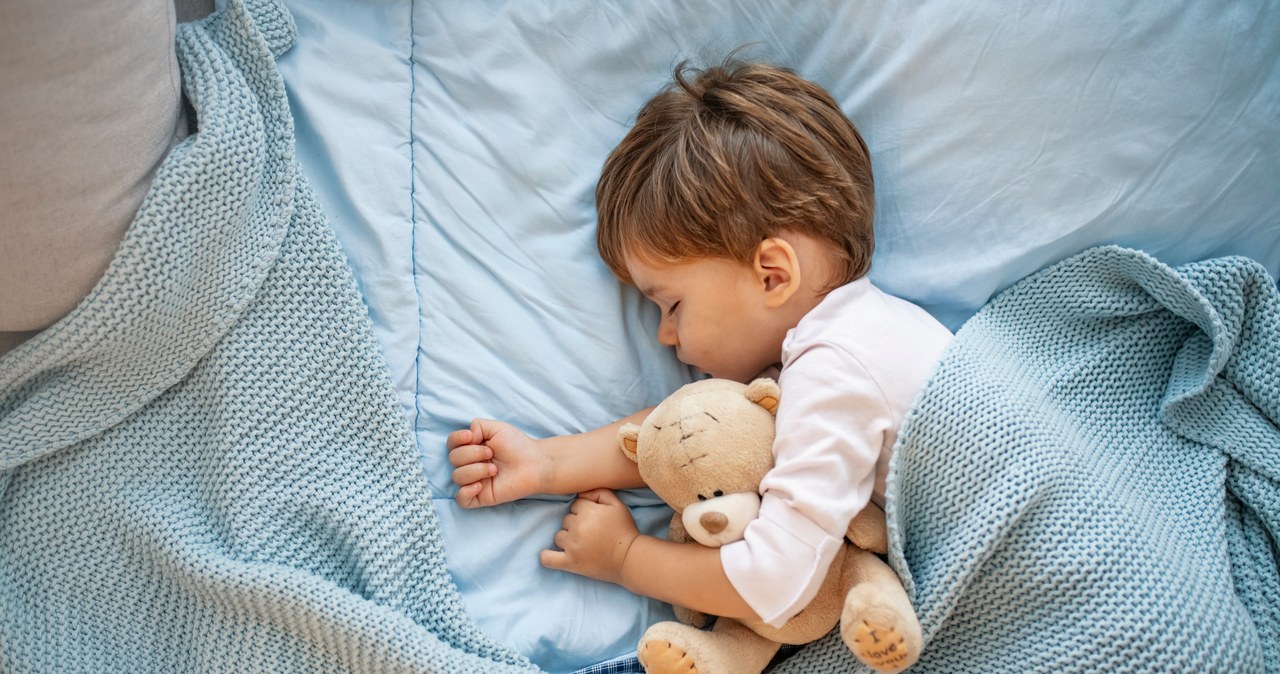 Masowo podają dzieciom melatoninę. Nie pomagają ostrzeżenia lekarzy