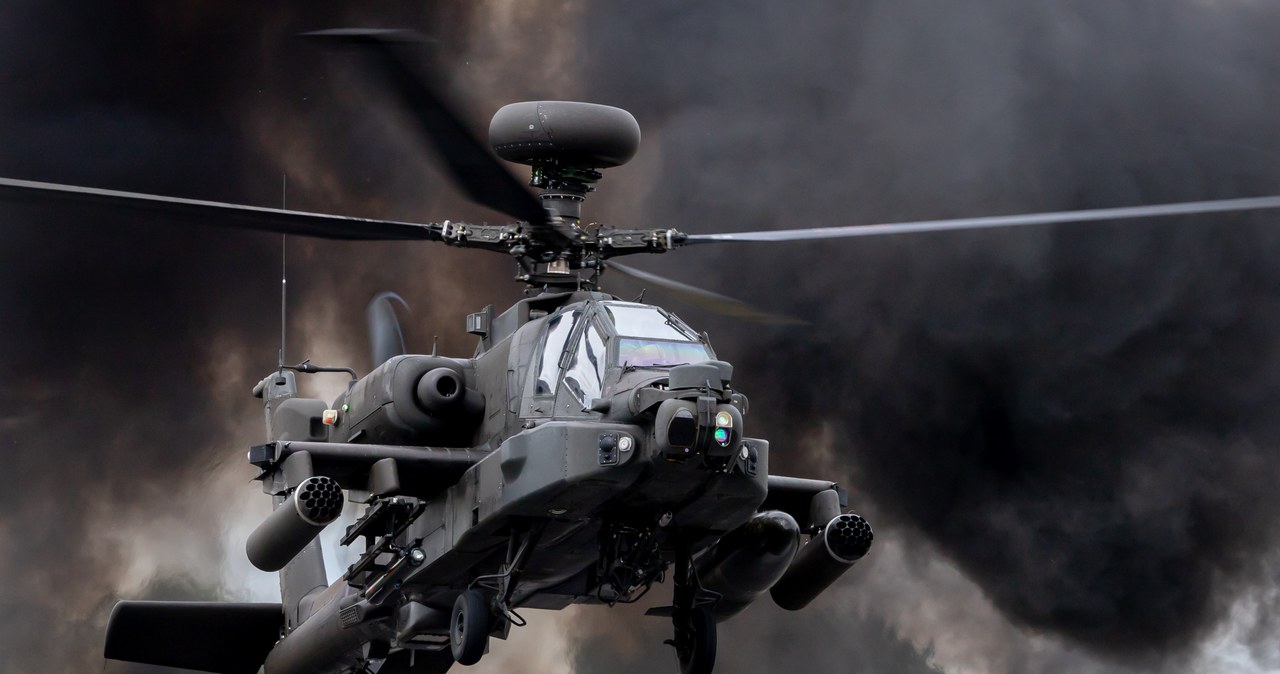 Błaszczak podpisał umowę z Lockheed Martin. Chodzi o Apache
