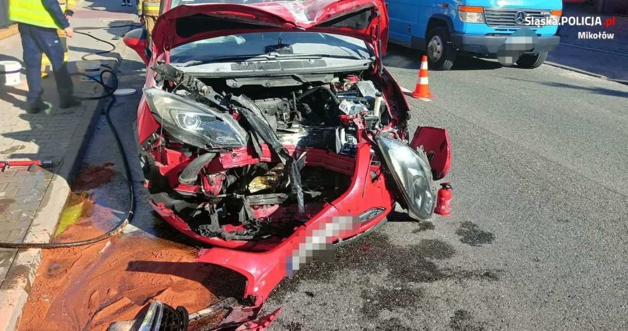 Zagapił się i nie zauważył busa? 49-latek stracił prawo jazdy