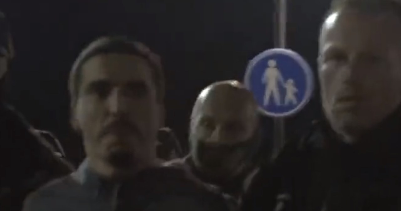 Skandal po meczu. Piłkarze Legii w kajdankach, Mioduski uderzony przez ochronę
