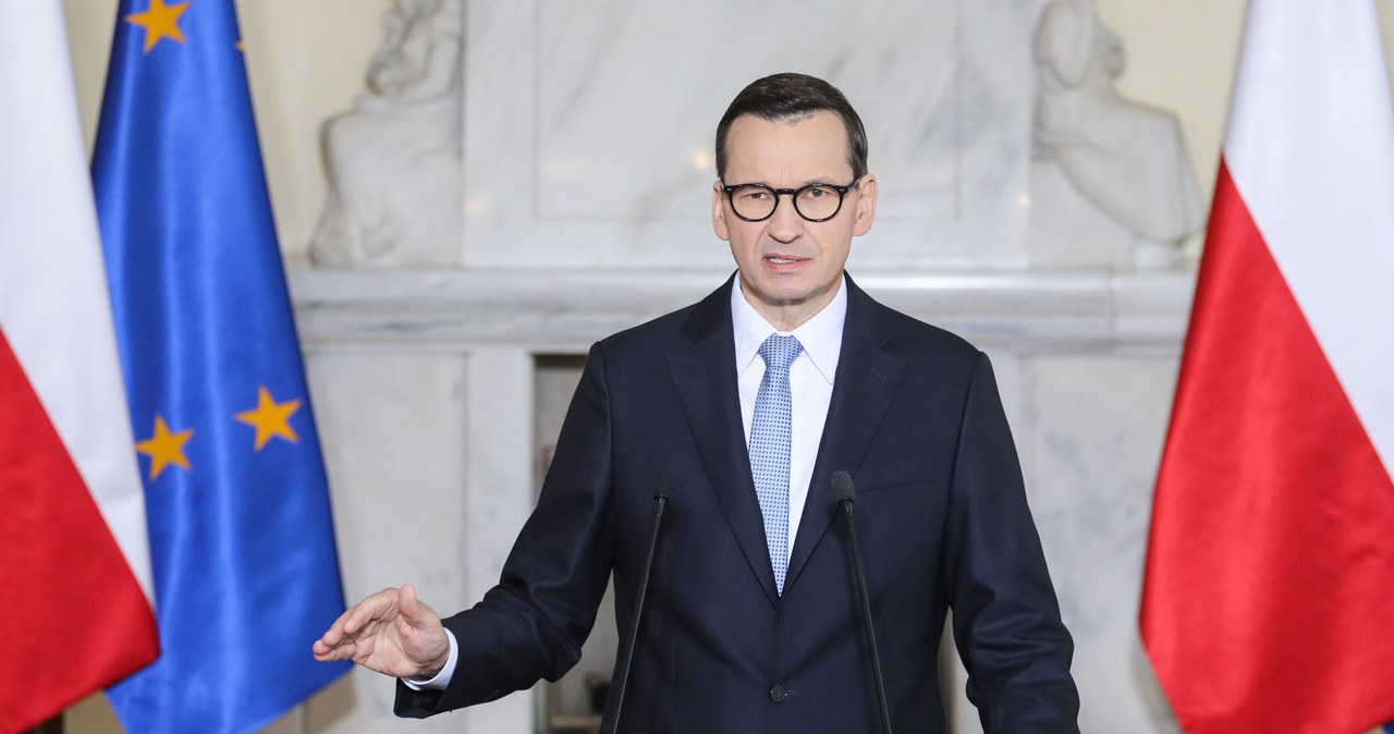 Premier wygłosił oświadczenie ws. armii. Odniósł się do wypowiedzi Tuska