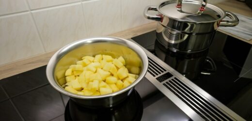 Idealna konsystencja i smak. Jak ugotować ziemniaki do zupy?