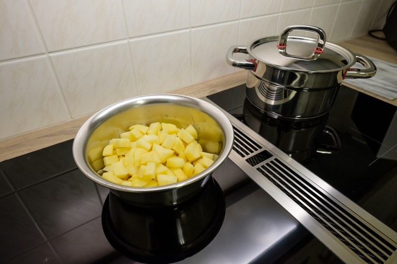 Idealna konsystencja i smak. Jak ugotować ziemniaki do zupy?