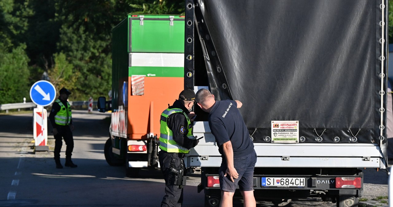 ​Czechy przedłużają kontrole na granicy ze Słowacją o 20 dni
