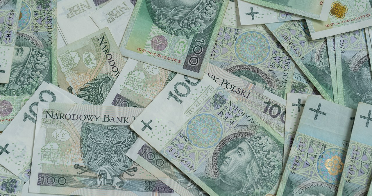 Ekspert o wynagrodzeniach: Wzrosną z końcem roku
