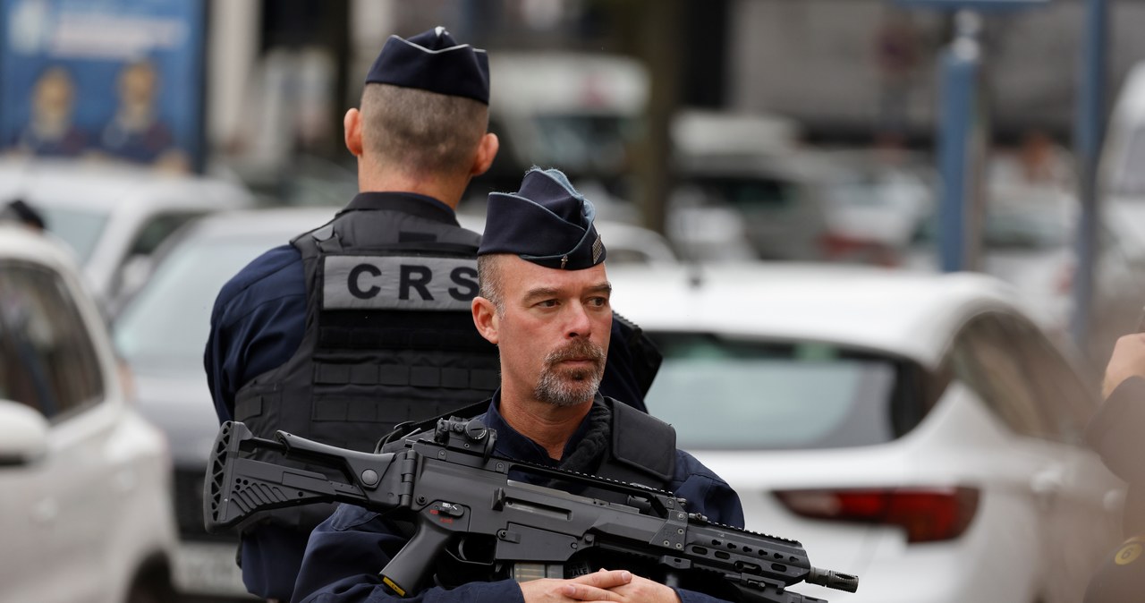 Francja podnosi alert bezpieczeństwa do najwyższego poziomu
