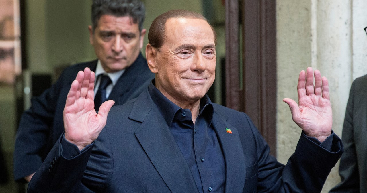 „Wiedział, że kupuje bezwartościowe rzeczy”. Berlusconi wydał 20 mln euro na „śmieci”
