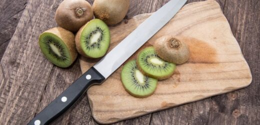 Kiwi bije na głowę inne owoce. Zapewnia dawkę cennej witaminy