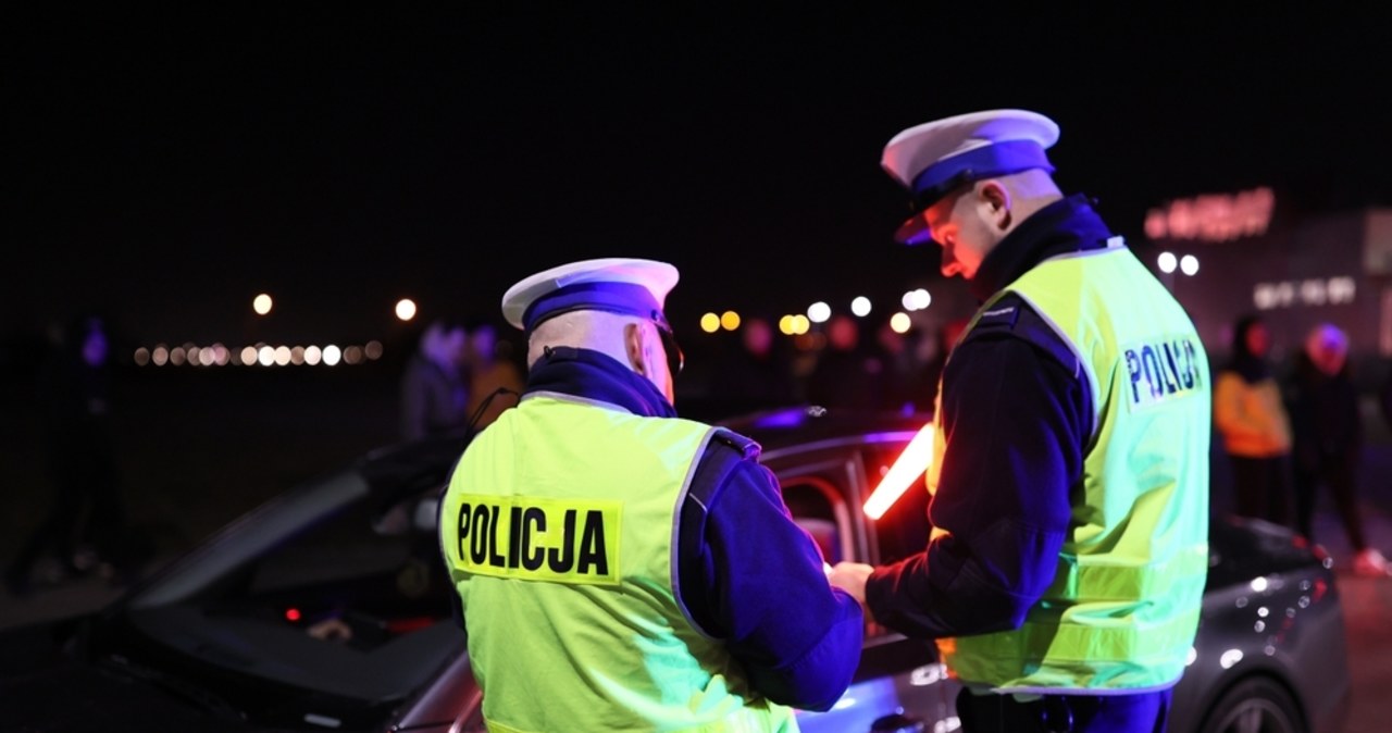 Audi potrąciło pieszego. 48-latek zmarł mimo reanimacji