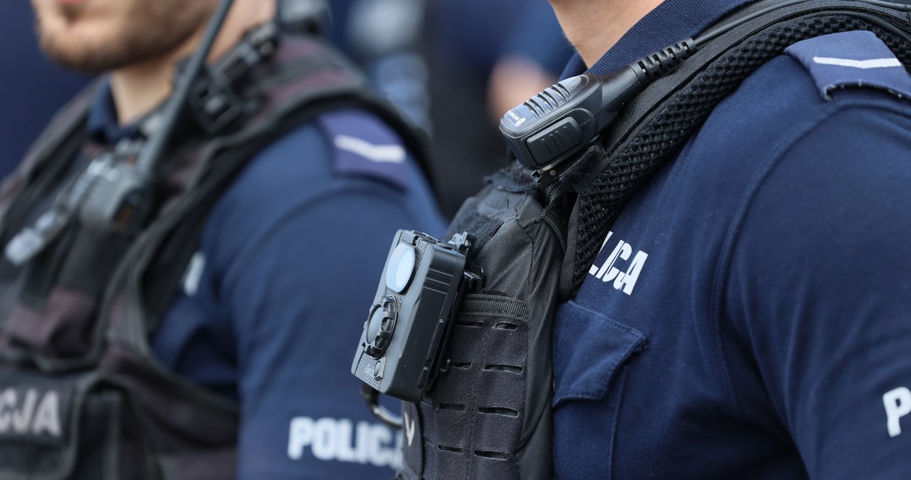Poszukiwany listem gończym zamknął się w domu i groził jego wysadzeniem