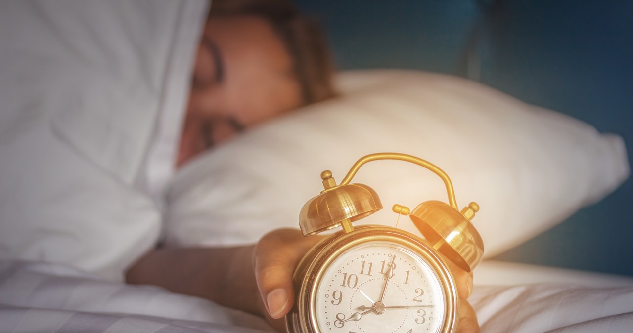 W weekend zmiana czasu. W którą stronę przestawiamy zegarki?