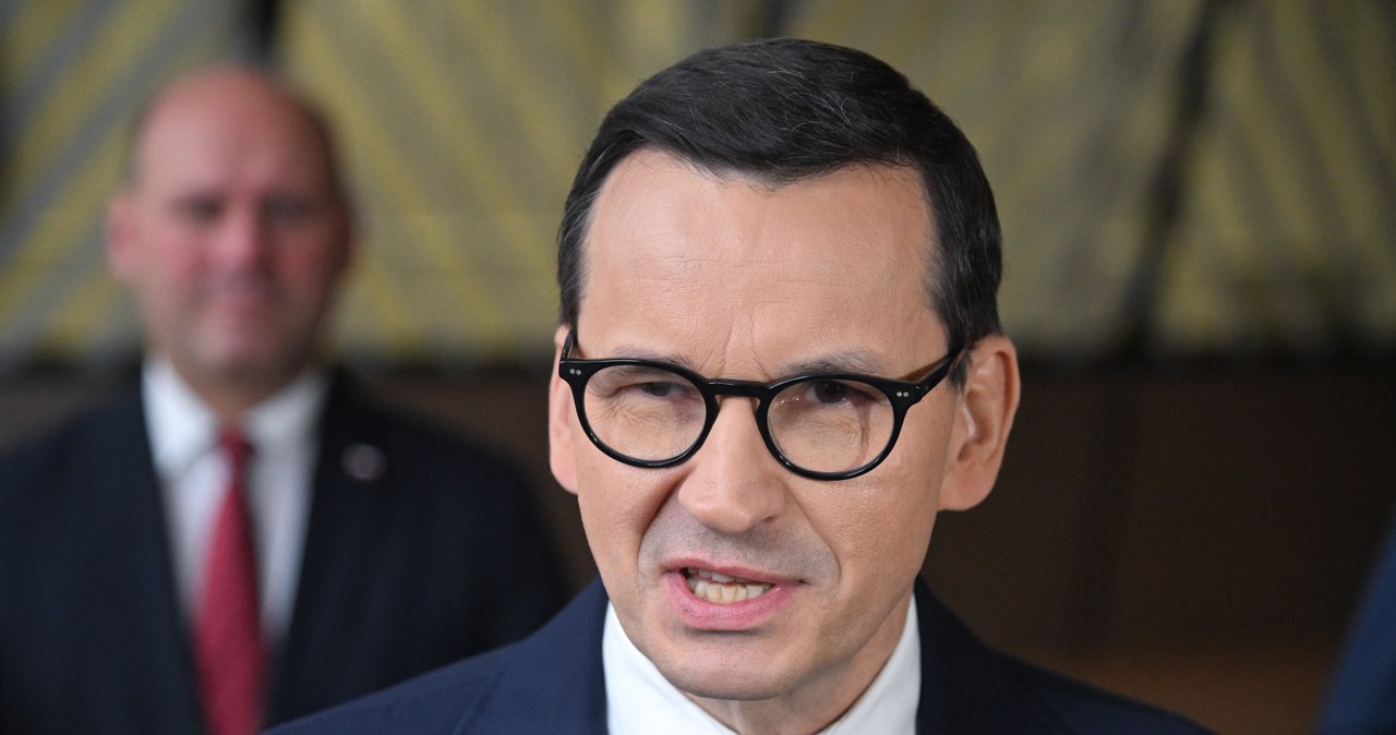 Morawiecki chce „uzbierać większość”. „Mamy prawo i obowiązek”