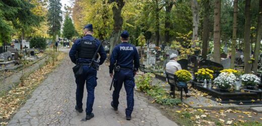 Ruszają kontrole na cmentarzach. Policjanci mają ważny powód