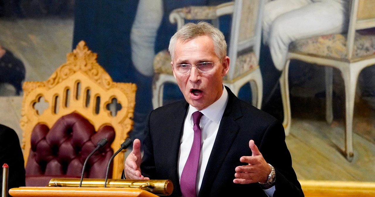 Stoltenberg: Wojna w Strefie Gazy nie powinna osłabić poparcia dla Ukrainy