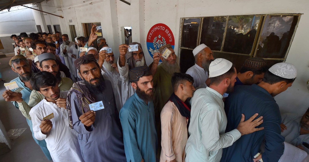 Pakistan rozpoczął wyłapywanie imigrantów. Tysiące ludzi na granicach