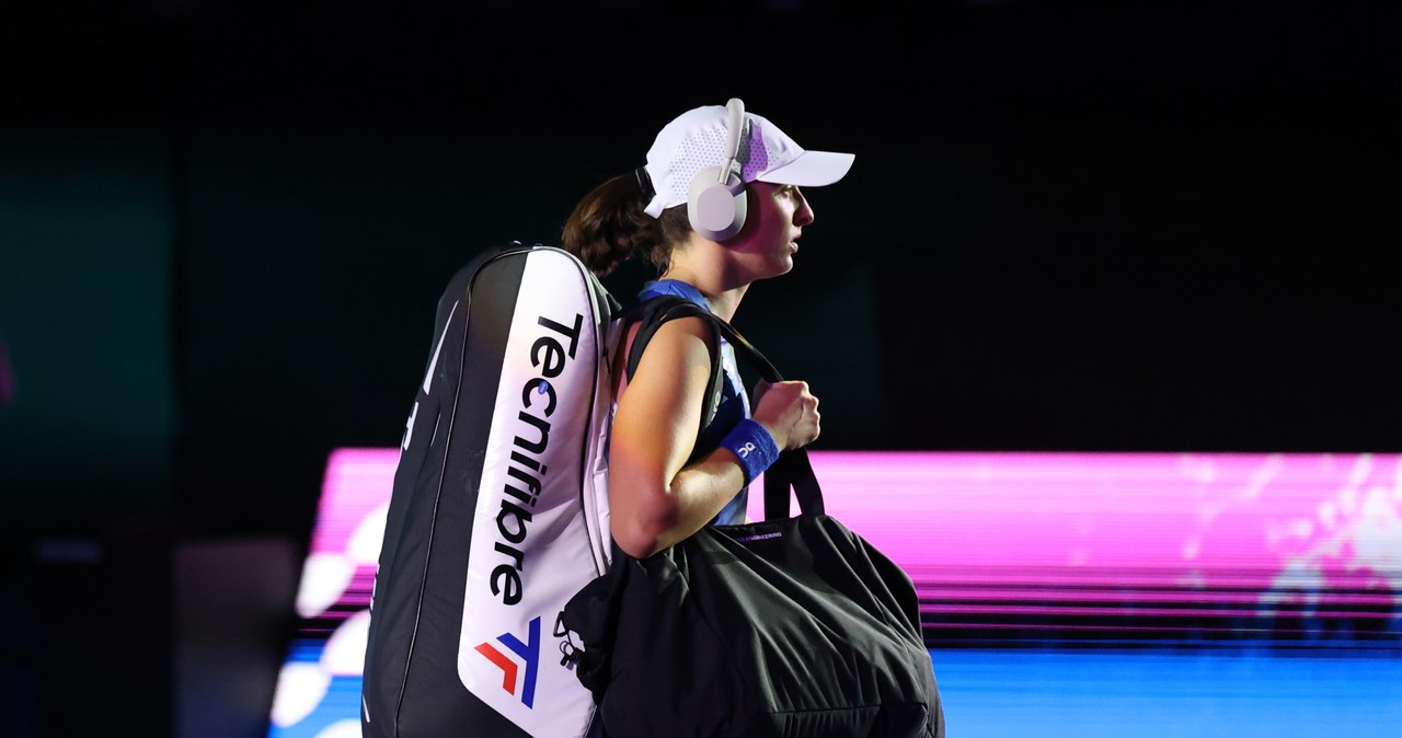 WTA Finals – Półfinał Świątek z Sabalenką przełożony z powodu deszczu