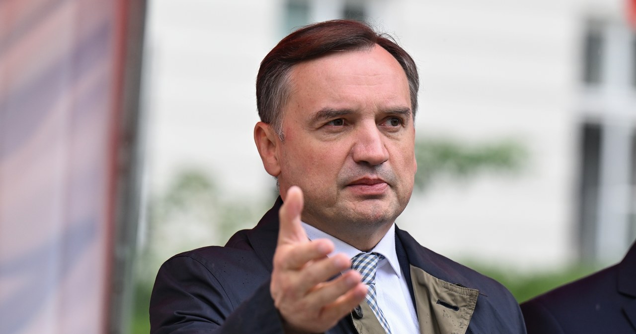 Decyzja Ziobry ws. nieruchomości pod lupą KO. „Sprawdzi to nowy rząd”