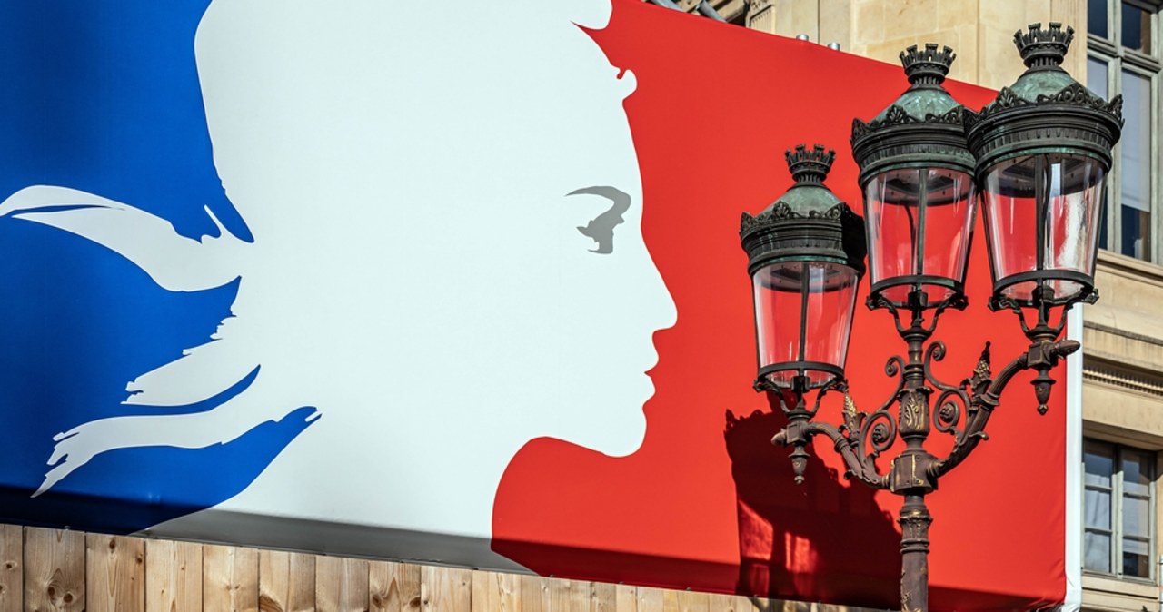 „Ekologiczna Marianna” z liśćmi we włosach. Nowy symbol Francuskiej Republiki
