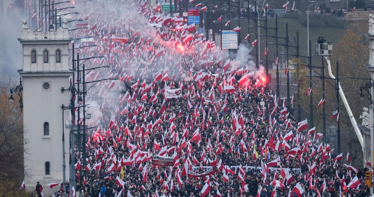 Marsz Niepodległości przeszedł ulicami Warszawy