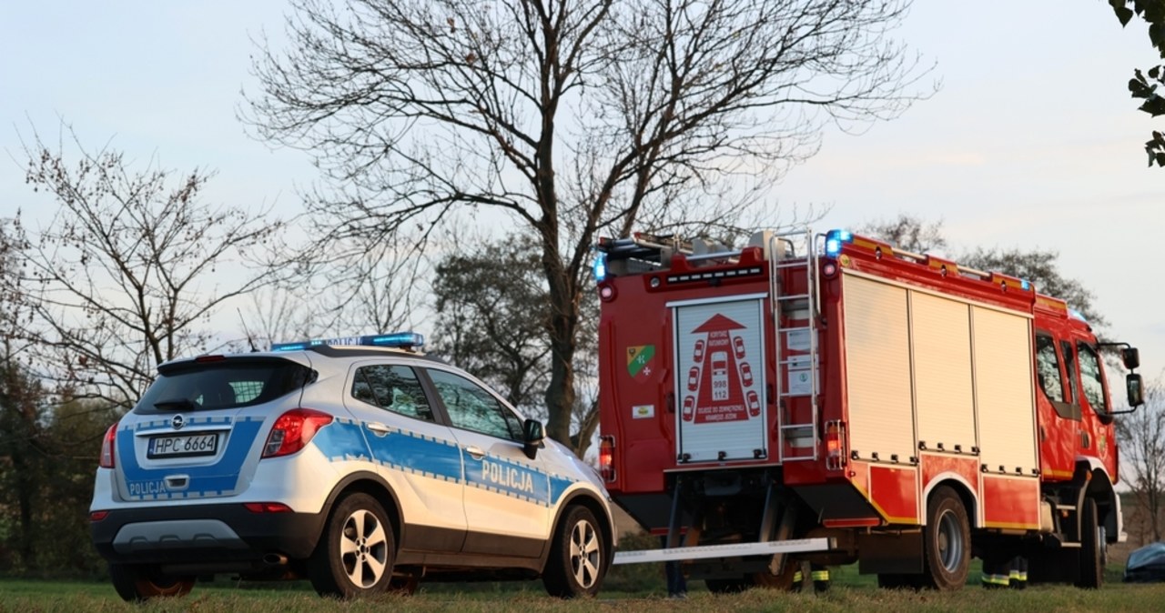 Zderzenie busa z ciężarówką na A2. Jedna osoba ranna