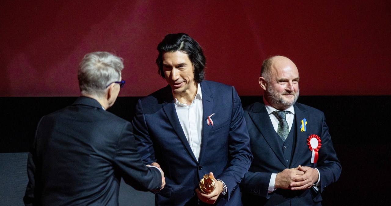 Adam Driver zaszokował w Toruniu. Aktor wulgarnie odpowiedział fanowi