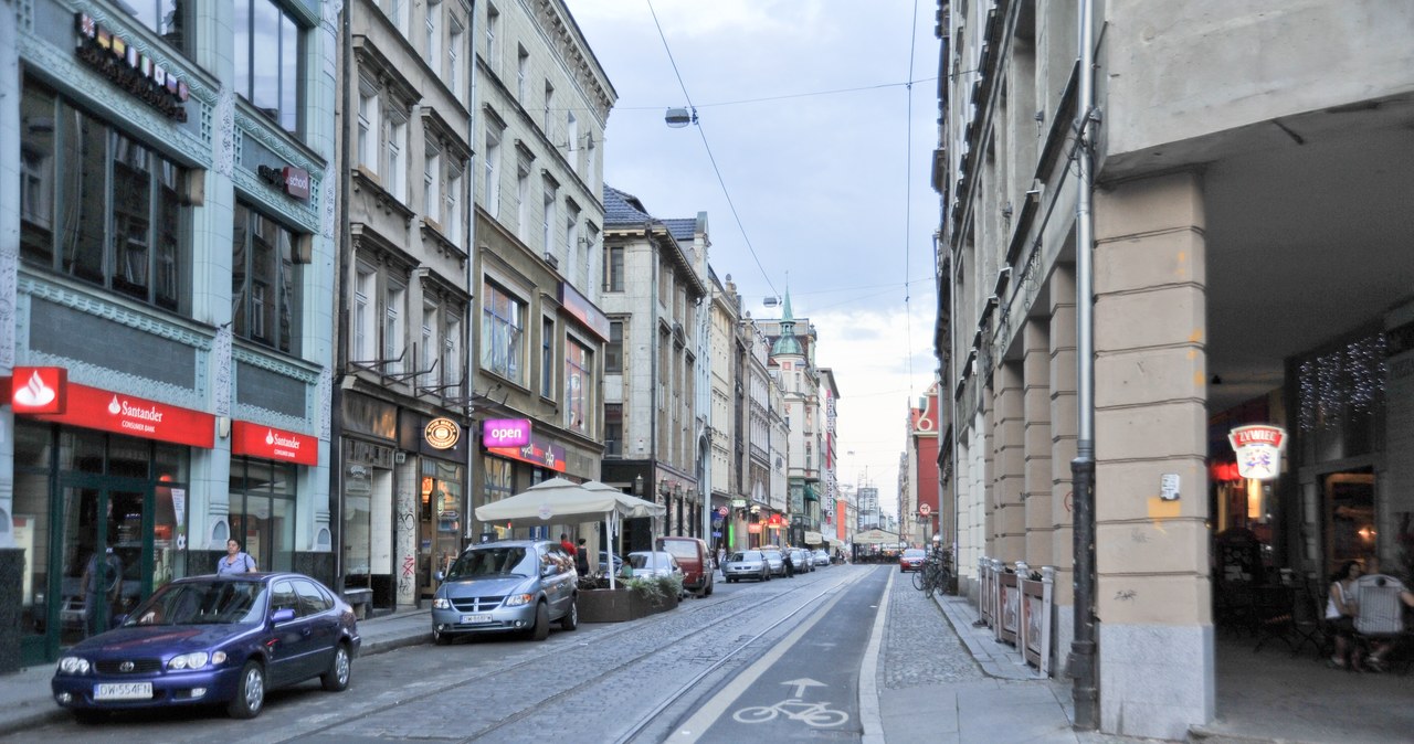 Awaria wodociągu w centrum Wrocławia. Tramwaje skierowane na objazdy