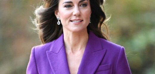 Kate i jej królewska elegancja. Księżna znów zachwyciła w fioletowym garniturze