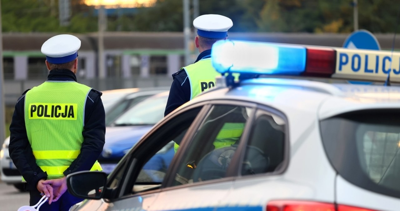 Bójka policjantów o kobietę. Jeden z nich usłyszał zarzuty