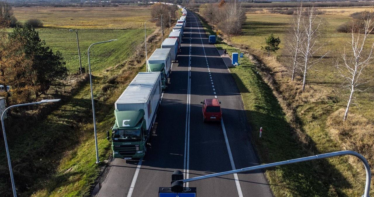 Protesty polskich przewoźników. KE o przywróceniu systemu zezwoleń dla Ukraińców