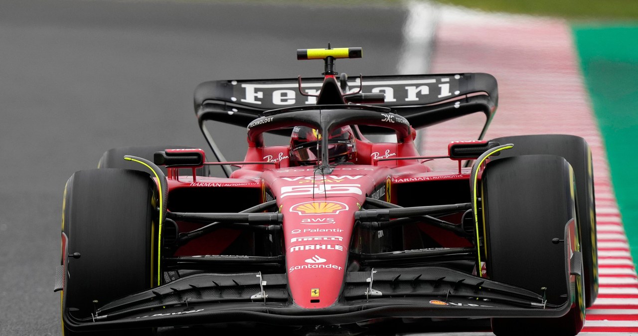 Pokrywa studzienki uszkodziła bolid Ferrari. Kompromitacja F1 w Las Vegas