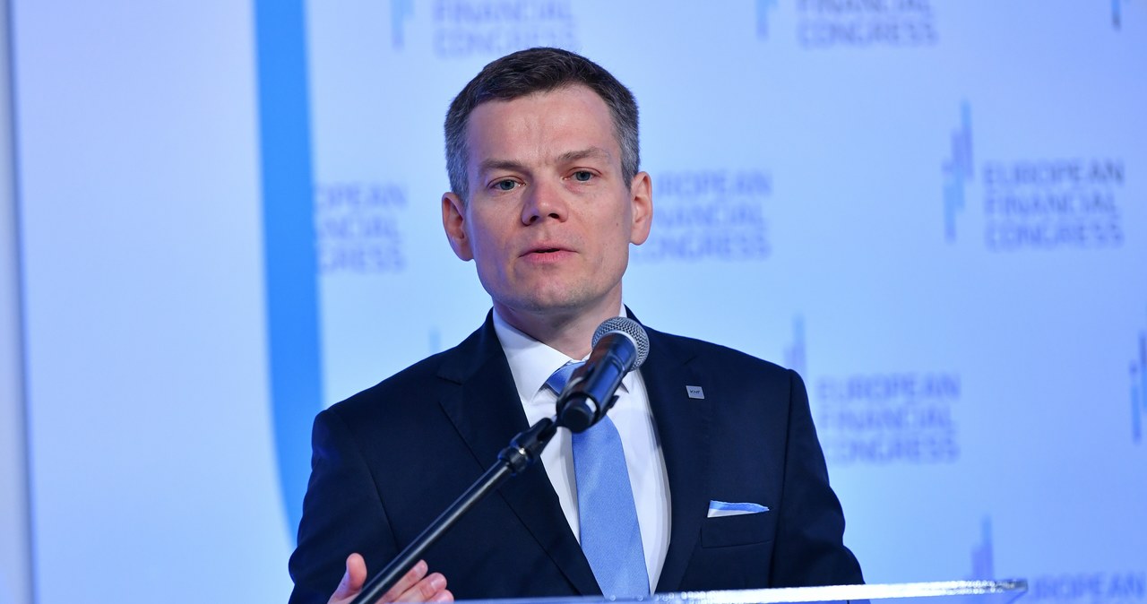 Premier powołał dotychczasowego szefa KNF na kolejną kadencję