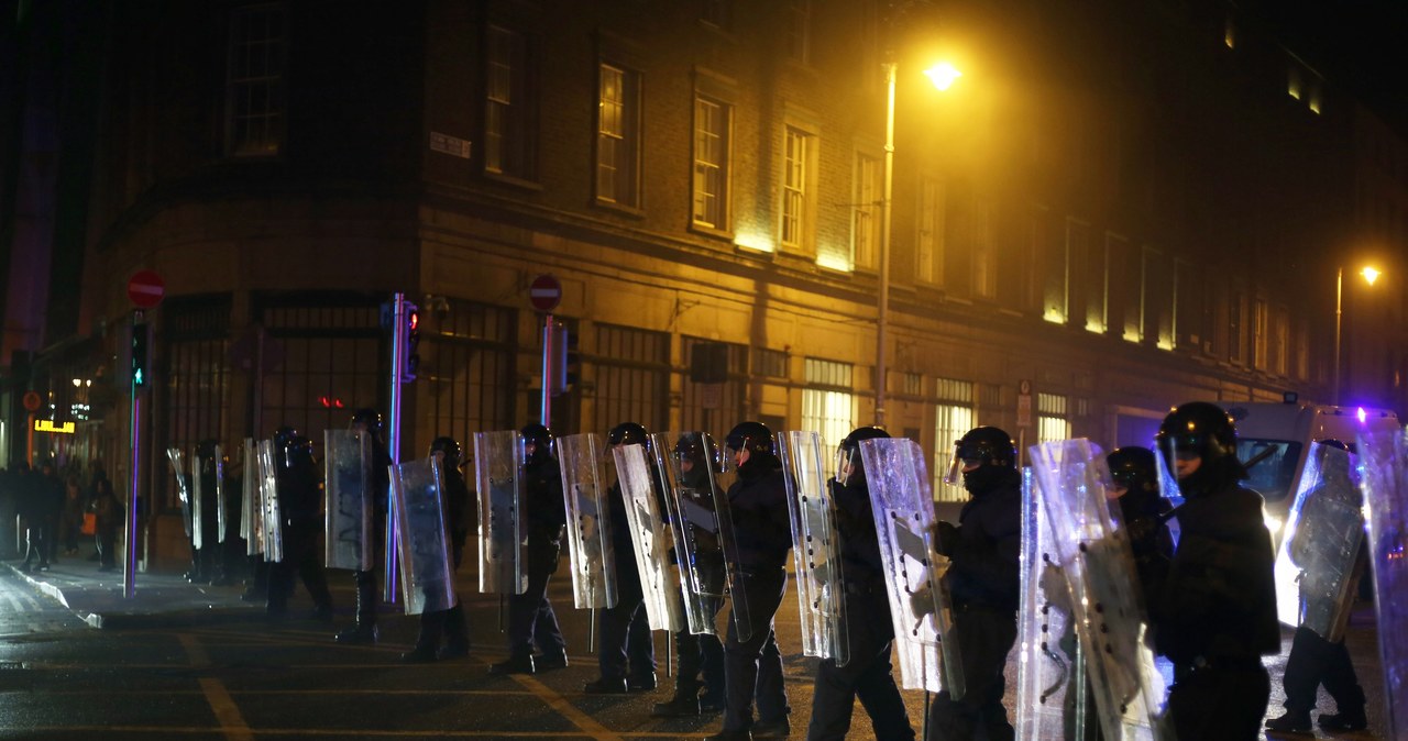 Policja o zamieszkach w Dublinie: Sceny, których nie widzieliśmy od dziesięcioleci