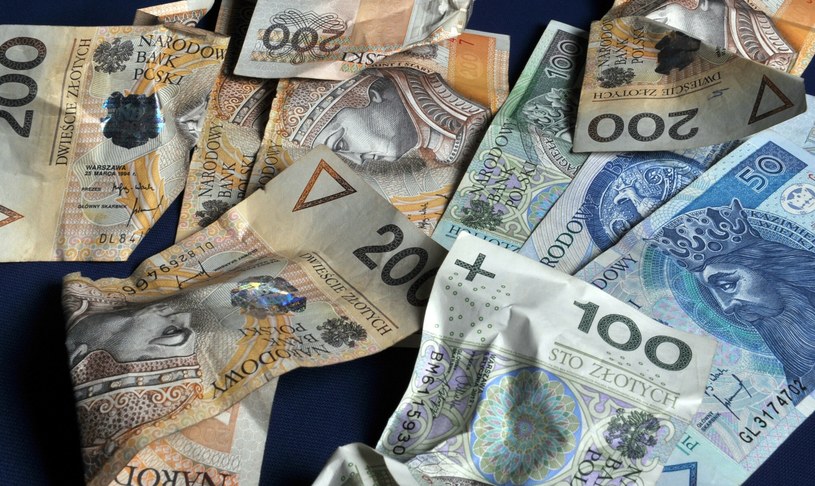 Masz takie banknoty w portfelu? Nie zapłacisz nimi za zakupy