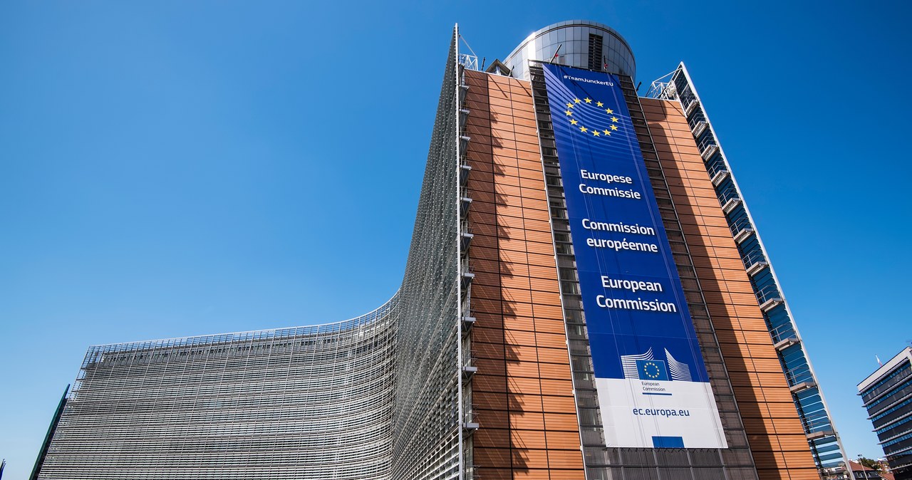 Grudniowy szczyt Unii Europejskiej nie zajmie się rewizją traktatów