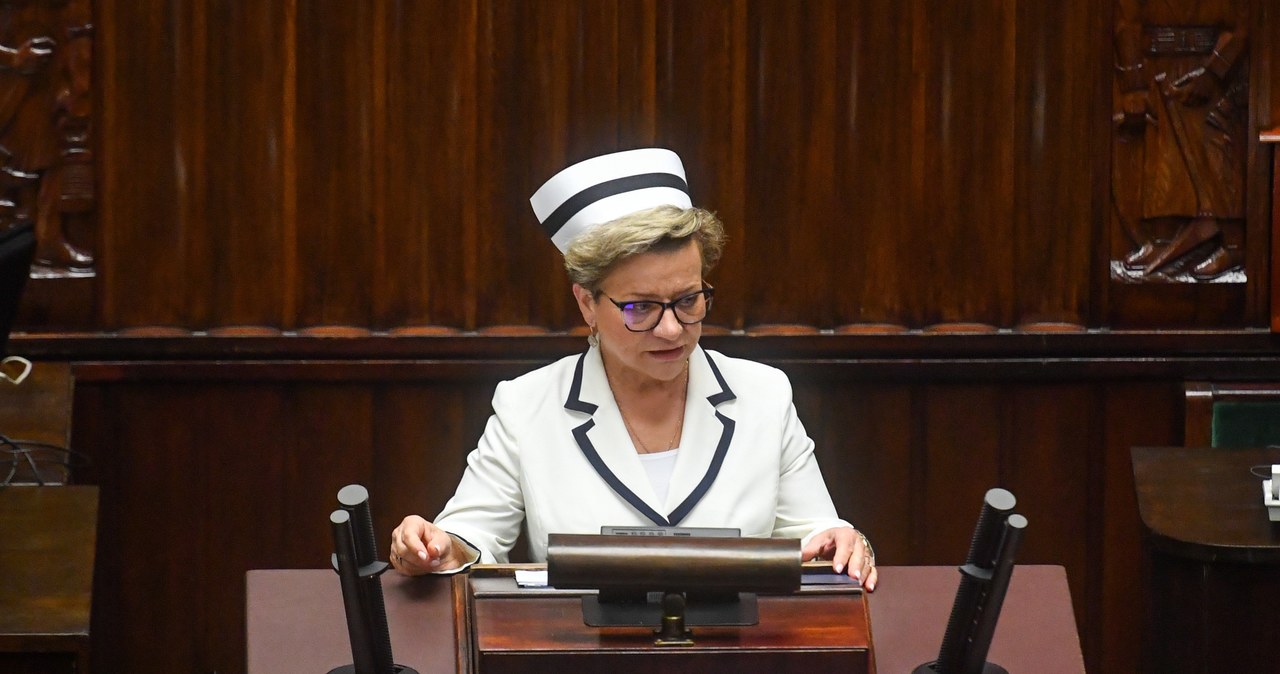Premier w końcu porozmawiał z pielęgniarkami. Przewodnicząca OZZPiP: „Traktuję to jako próbę ocieplenia wizerunku”