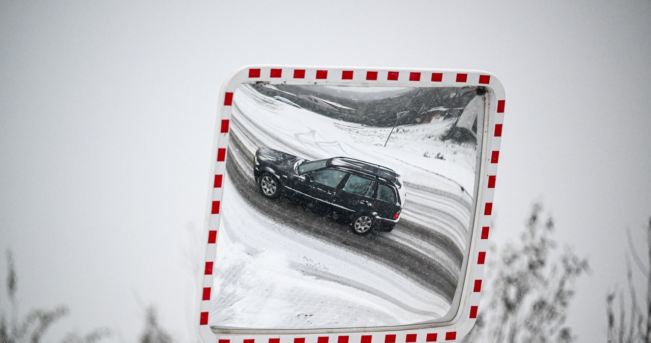 Alerty RCB! W prognozach śnieżyce, drogi mogą być nieprzejezdne