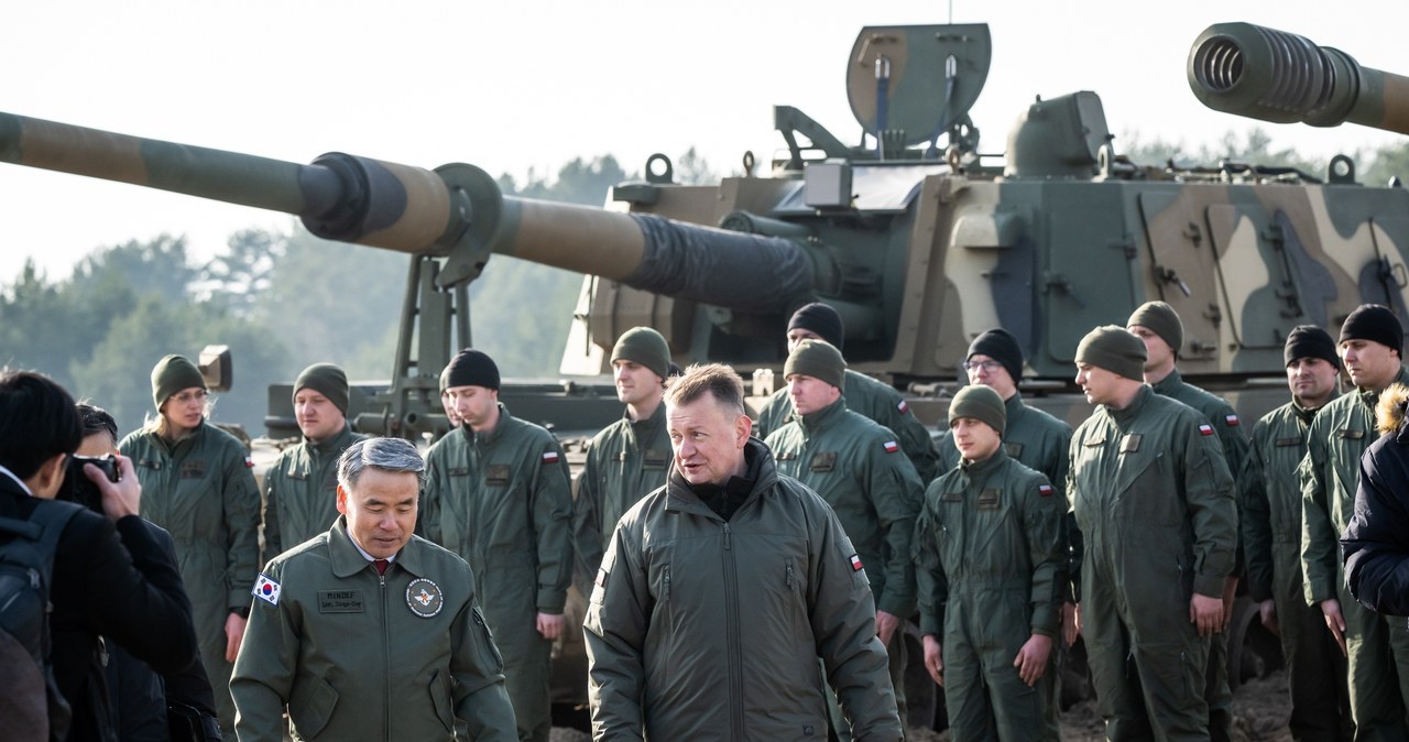 Błaszczak: Polska zawarła umowę na zakup pond 150 koreańskich haubic