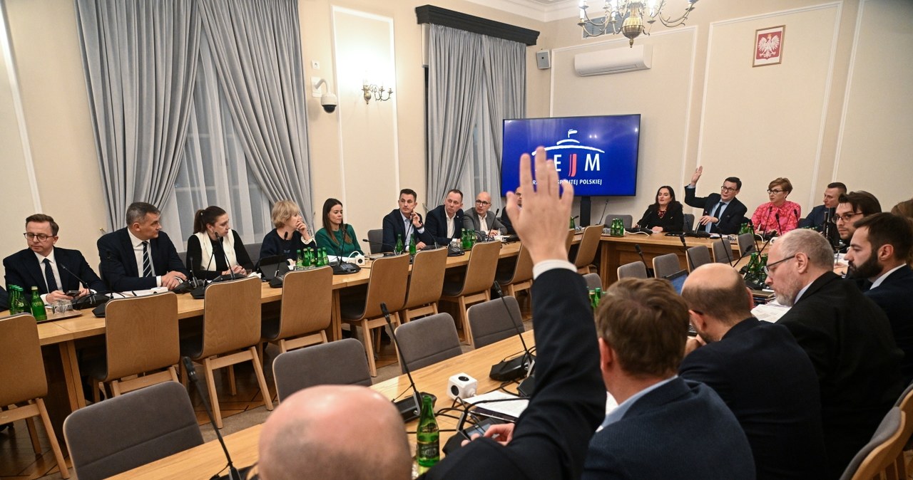 Propozycja utworzenia nowych komisji śledczych z pozytywną opinią posłów