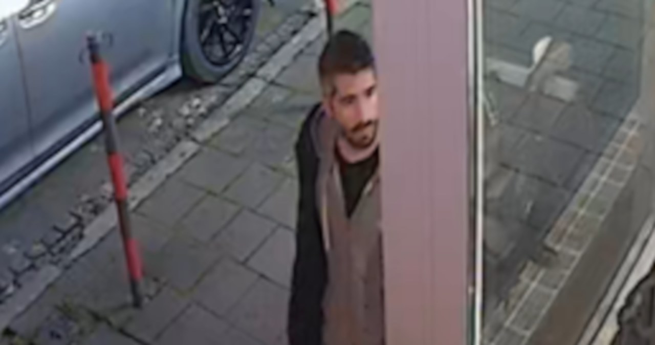 Policjanci szukają tego mężczyzny