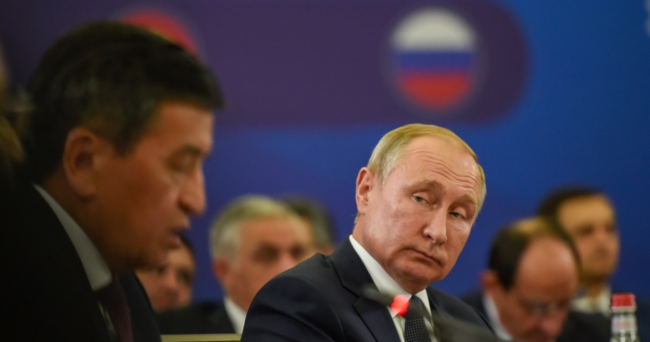 Spontaniczny Władimir Putin ogłasza: Będę kandydował na prezydenta