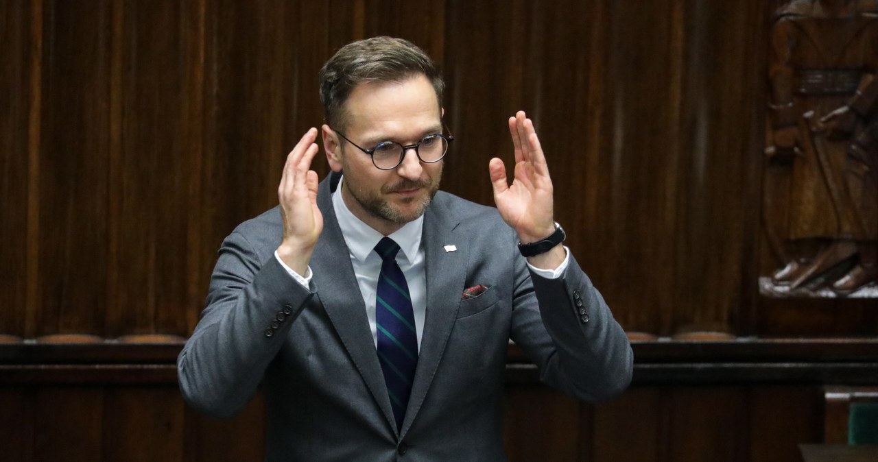 „Rywin w spódnicy”? „Rywin w spodniach?” Buda chce się sądzić z Henning-Kloską