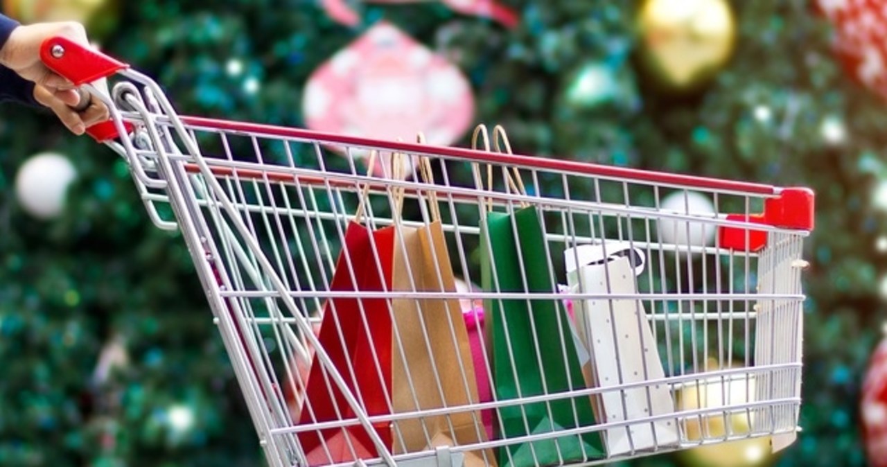 W niedzielę zrobimy zakupy. 10 i 17 grudnia są dniami handlowymi