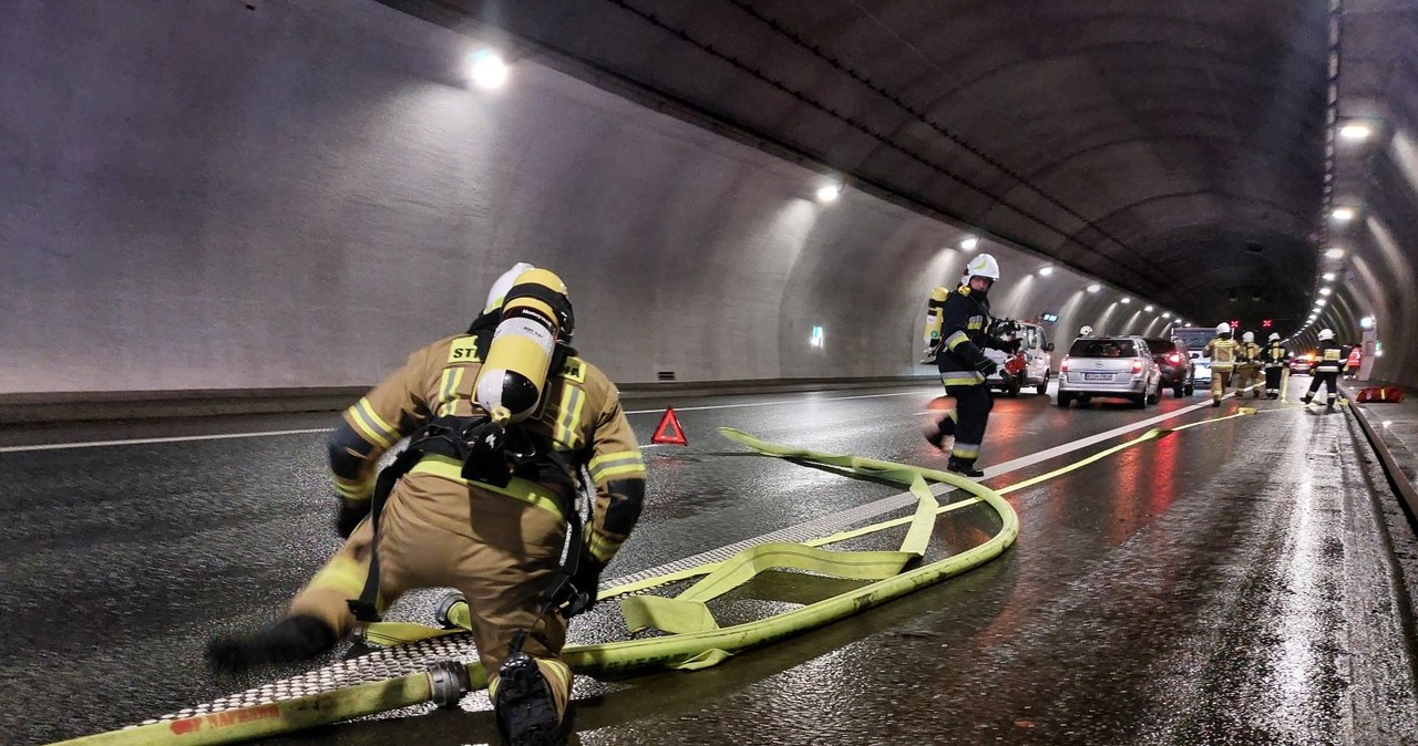 Tunel pod Luboniem już przejezdny. Tak wyglądały ćwiczenia [ZDJĘCIA]